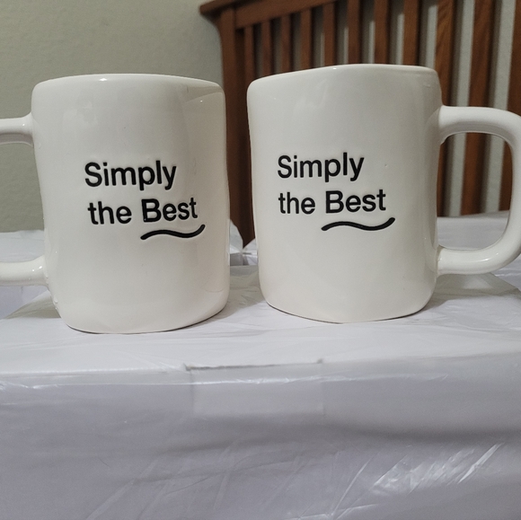Brand new Herbalife Nutrition Coffee Mugs 2 mugs in the box "Simply The Best " - Picture 1 of 4
